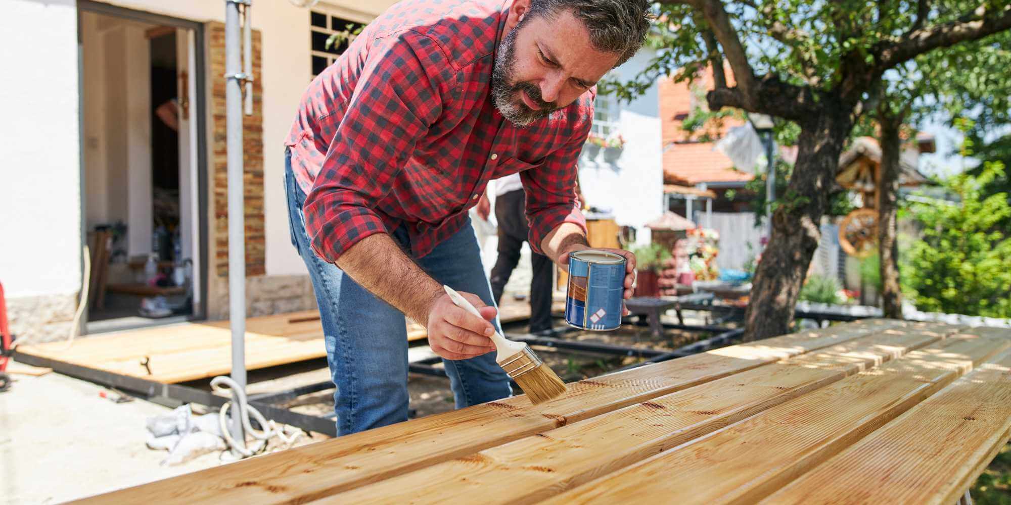 In questo articolo scoprirai quali sono i lavori di manutenzione per il legno, caso per caso